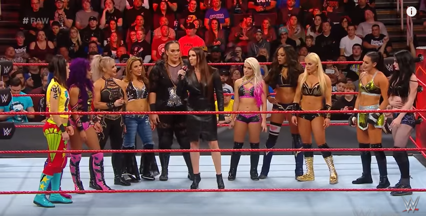 5 Wanita Ter-Kuat di WWE