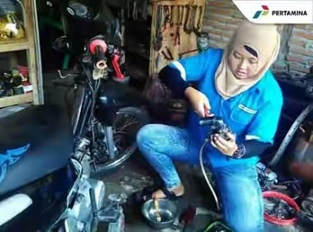 Pekerjaan Kasar Yang Dilakukan Oleh Wanita