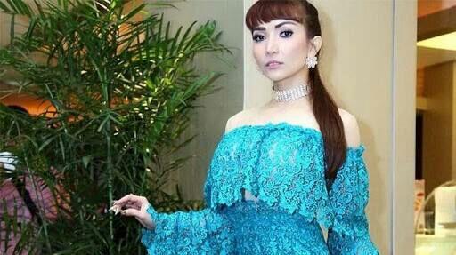 Artis Seksi Roro Fitria Tercyduk Pakai Narkoba Malam Valentine's!