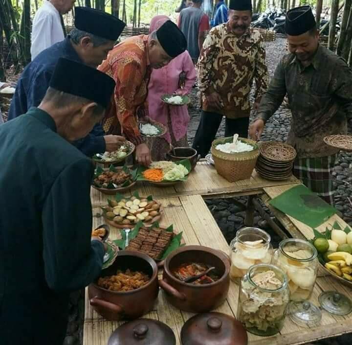 Resepsi Pernikahan yang anti mainstream, keren, dan Inspiratif