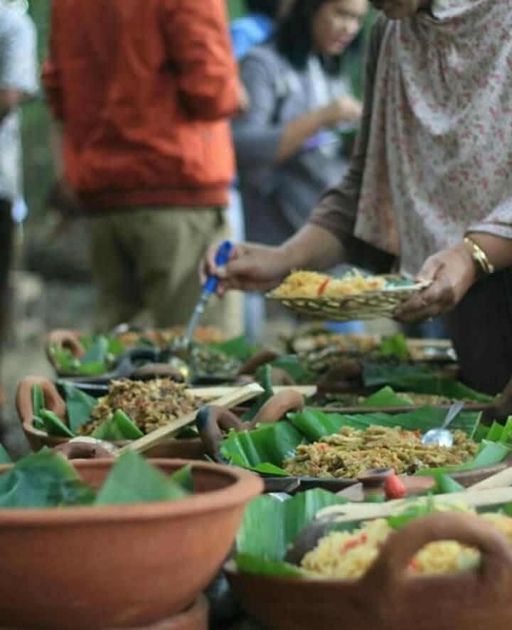 Resepsi Pernikahan yang anti mainstream, keren, dan Inspiratif