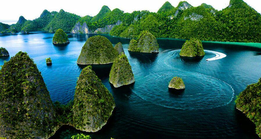 Destinasi Wisata Pantai Indonesia yang Wajib di Kunjungi