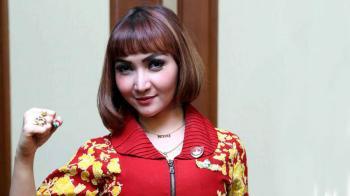 Penyanyi Dangdut Roro Fitria ditangkap karena miliki Sabu
