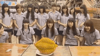 &#91;POPULER&#93; Viral Di Jejaring Sosial Facebook, Pedagang Durian Ini Bikin Jijik