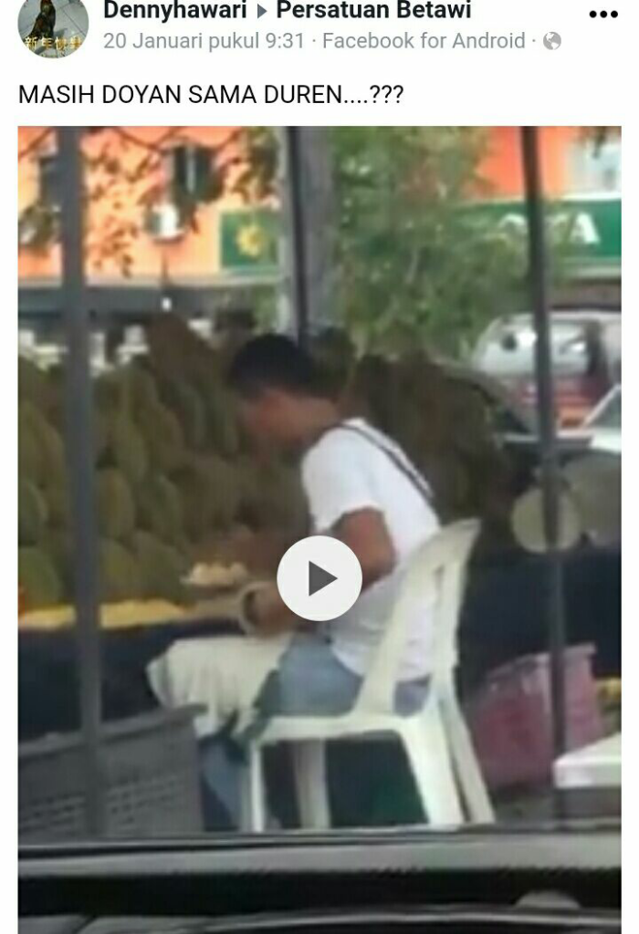 &#91;POPULER&#93; Viral Di Jejaring Sosial Facebook, Pedagang Durian Ini Bikin Jijik