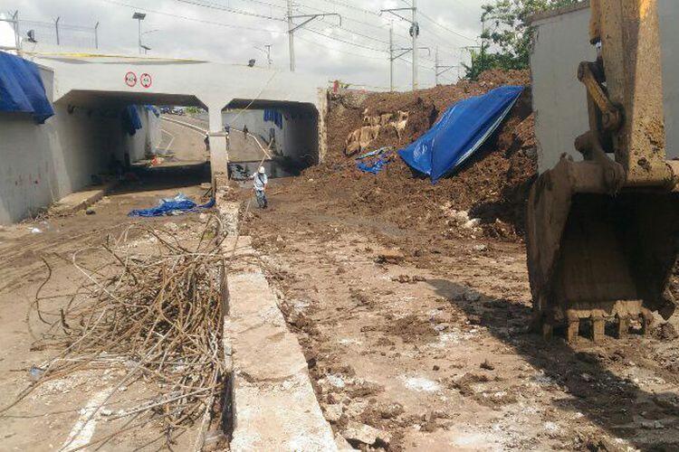 Basuki Minta Semua Turap Akses Kereta Bandara Soekarno-Hatta Dibongkar