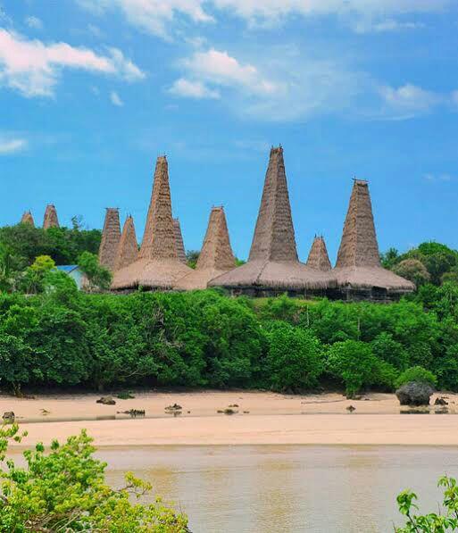 Susahnya Pelita Di Tanah Sumba