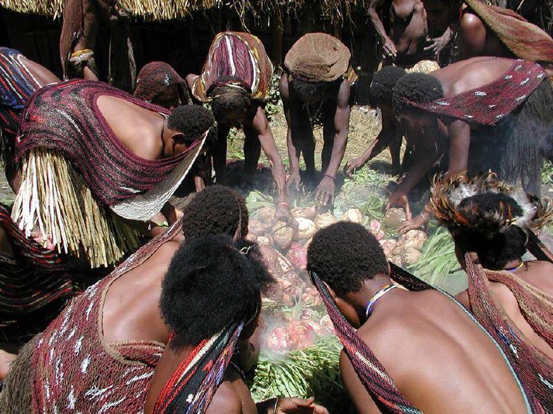 10 Destinasi Wisata Indonesia Paling Populer Untuk Turis Mancanegara