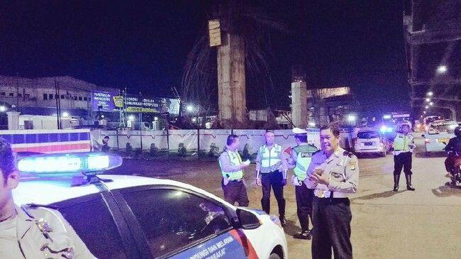 Tiang Girder Tol Becakayu Ambruk, Sejumlah Pekerja Luka Parah