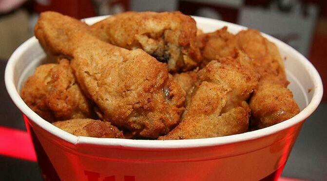 Waduh .... Stok Ayam Habis, Ratusan Gerai KFC Ditutup