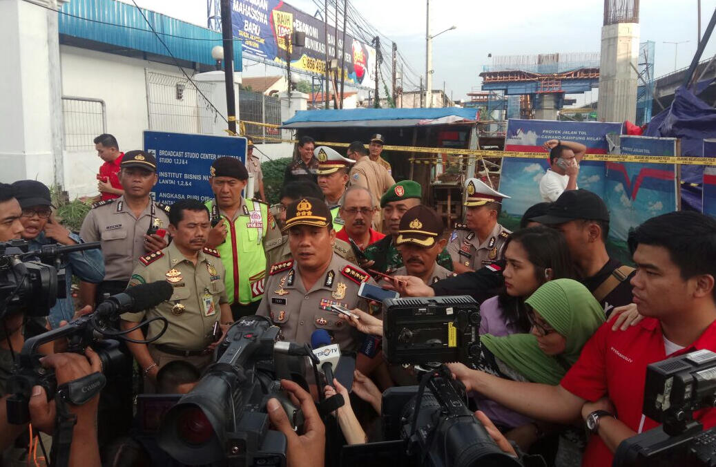 Tiang Proyek Ambruk, Proyek Tol Becakayu Dihentikan Sementara
