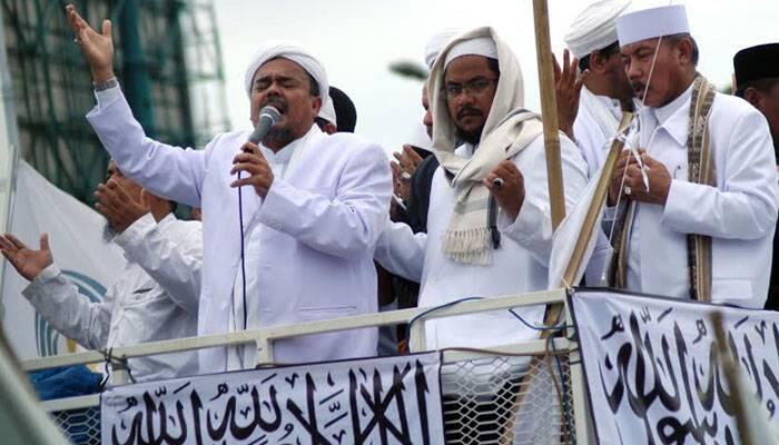 Begini Drama Kepulangan Habib Rizieq ke Indonesia. Duh, Kayak Sinetron!