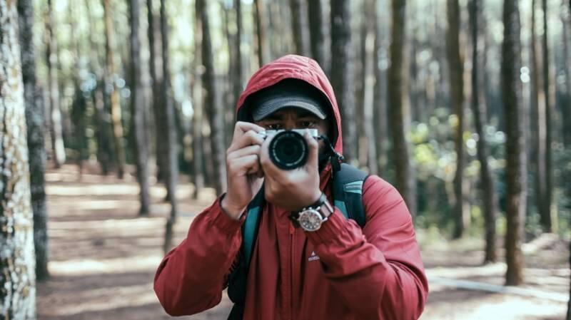 Demi Foto Ala-ala Candid yang Ciamik, Lakukan 9 Persiapan Ini Dulu!