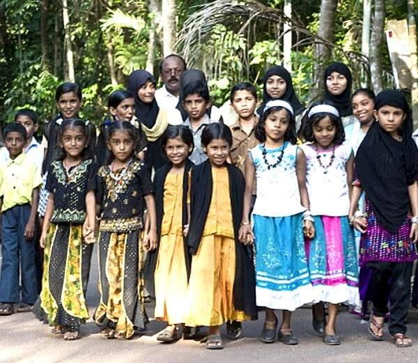 Gagal Paham, 6 Tempat Aneh di Dunia Ini Bikin Kening Kita Ikut Kerutan!