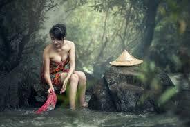 KEINDAHAN DIBALIK KESEDERHANAAN PETANI DAN SAWAH