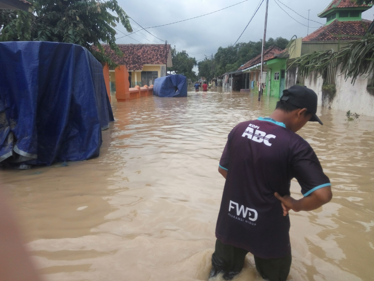 Cirebon-brebes banjir gan! 