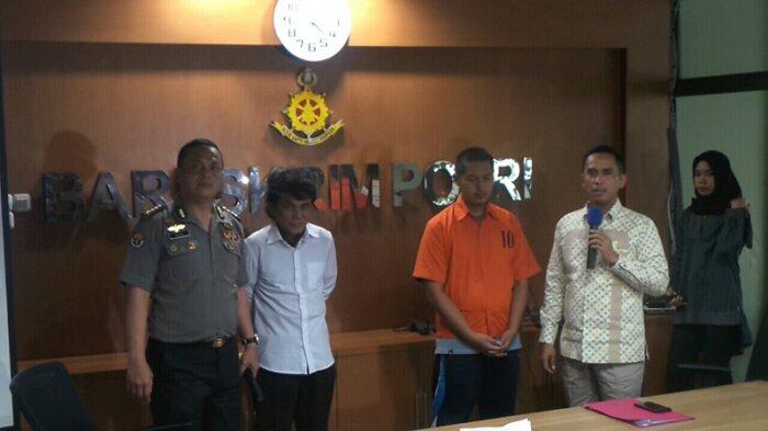 Dua Pria Ditangkap Gara-gara Sebut Jokowi Keturunan Cina