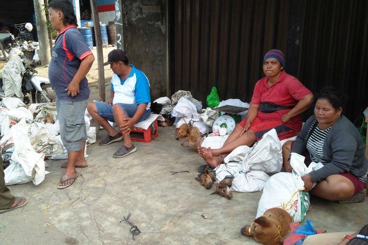 Perjalanan Daging Anjing di Medan, dari Pasar hingga Piring Makan