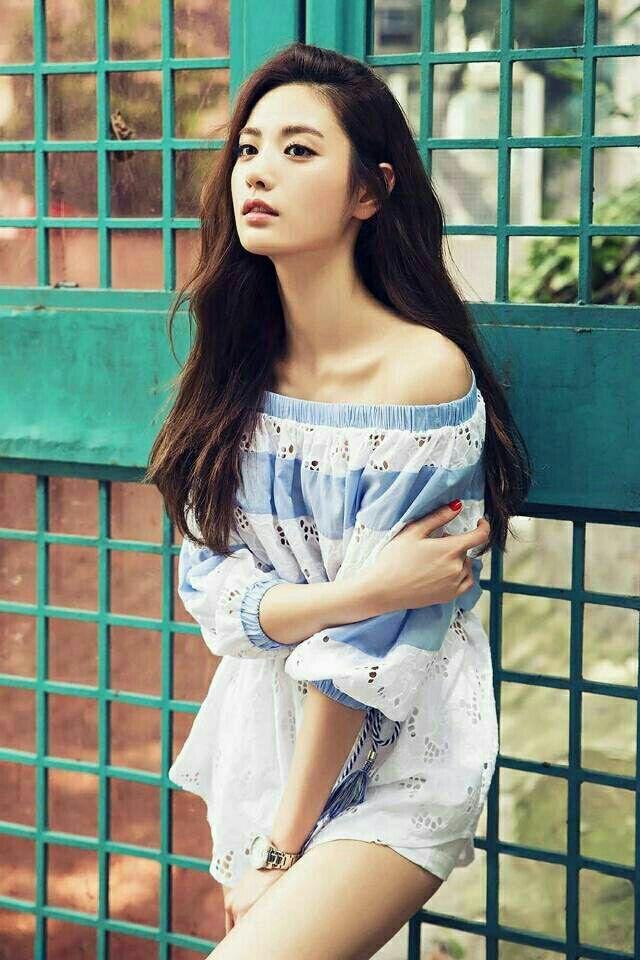 Ingin Keren? Cobalah 8 Style Berpakaian Idol-idol Ini