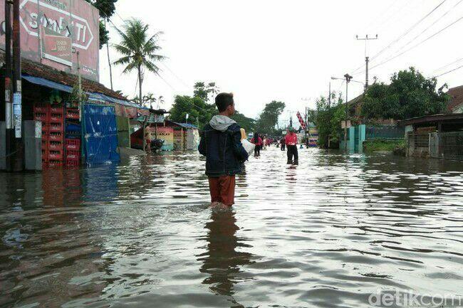 Ribuan Rumah Terendam, Akses Dayeuhkolot-Banjaran Lumpuh