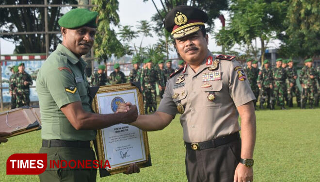 josss...Gagalkan Hubungan Sabu, BNN Beri Penghargaan kepada Tiga Prajurit TNI.