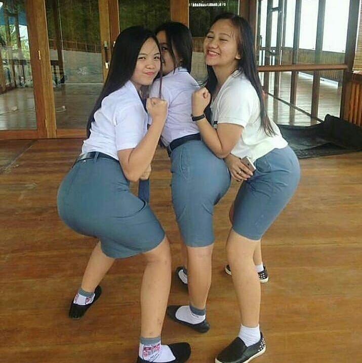 Ide Nyeleneh Biar Hits Di Medsos! Agan Pernah coba?