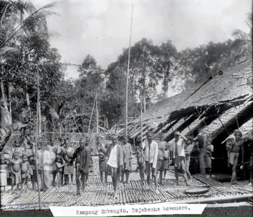 MENGENAL MODEL RUMAH PANJANG DAYAK BELANGIN