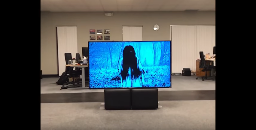 Heboh! Hantu Sadako Beneran Keluar dari TV! 