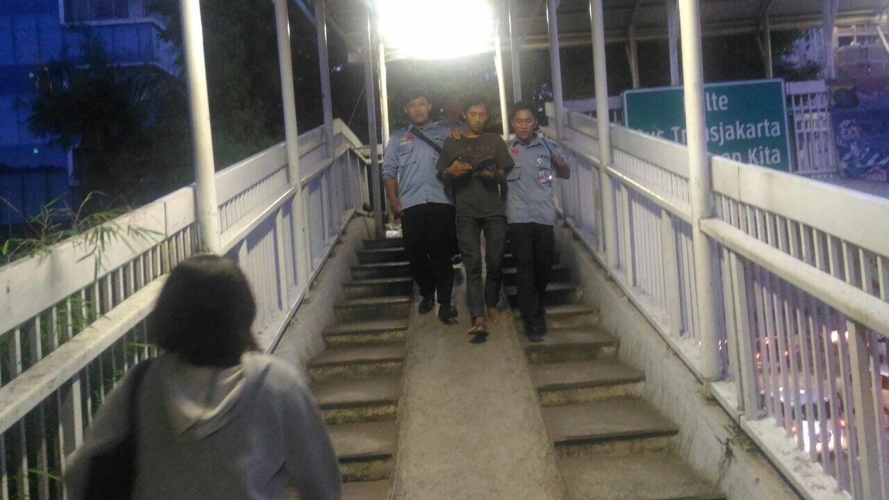 Pengemis &quot;Tangan Buntung&quot; diamankan P3S Jak Bar