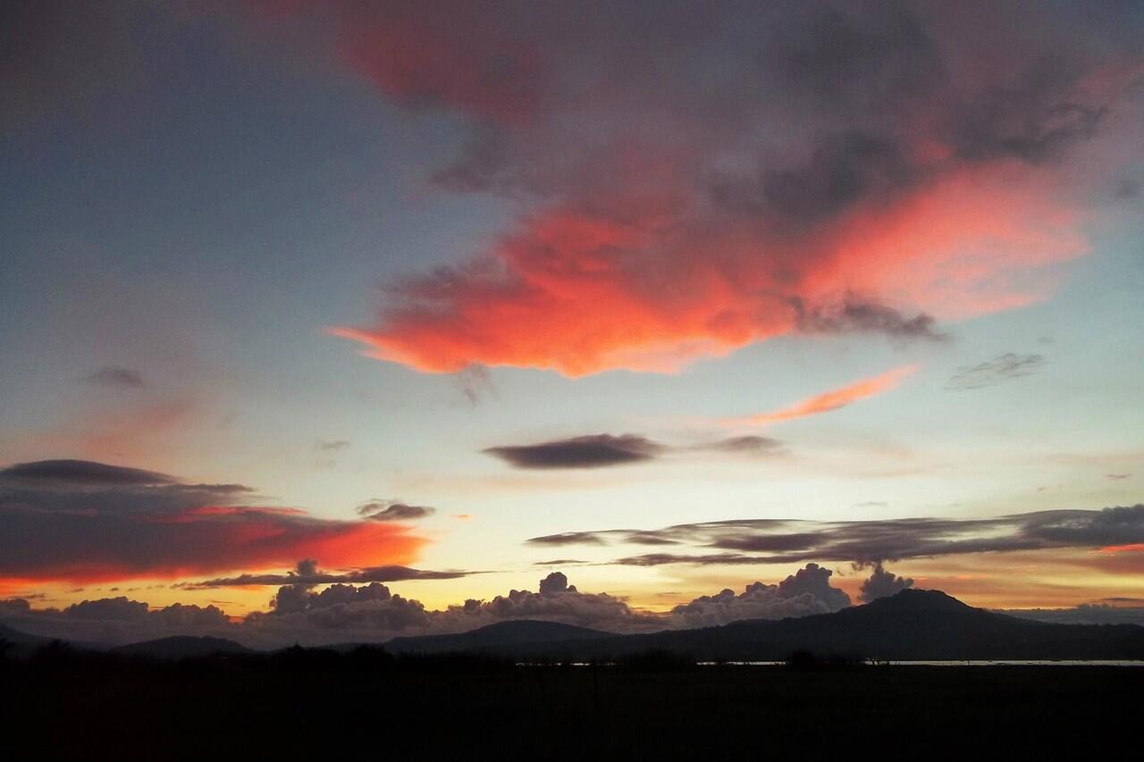 Jangan Cuma Bunaken, Nih ada 4 Danau Cantik di Sulawesi Utara