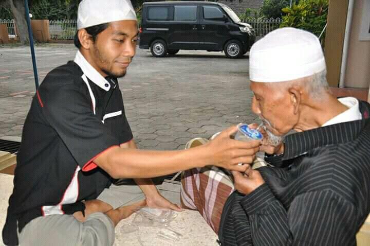 Berbagi Tips Sukses Dengan Sahabat