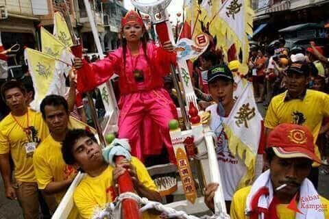 PERAYAAN CAP GO MEH & SEJARAHNYA MENURUT DAYAK MAMPAWAH