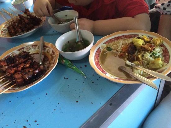 Nasi Becek dan Nasi Becak, Kuliner Khas Di Ujung Timur Pulau Jawa