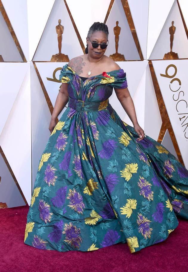 WORST DRESS OSCAR 2018, DARI YANG UNIK SAMPAI NYARIS MALFUNGSI