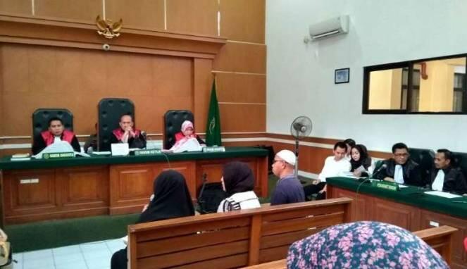 Ditipu Bos First Travel, Mantan Agen Curhat di Persidangan