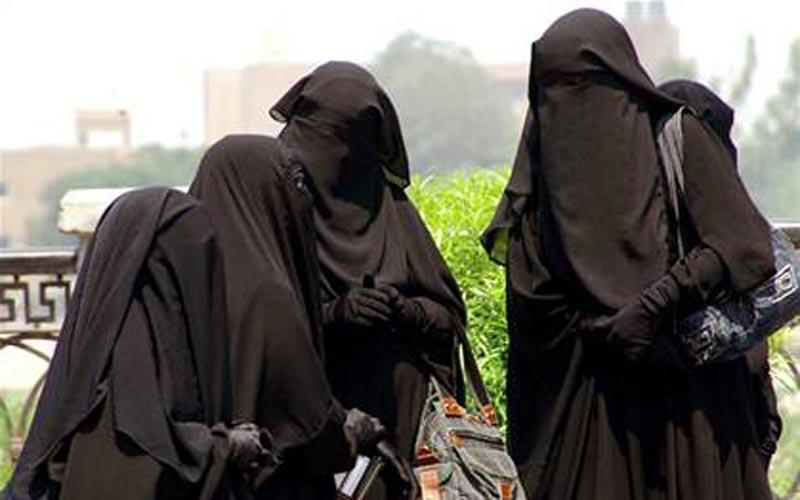 Netizen: Apa Hubungan Cadar dengan Radikal, Pak Rektor?