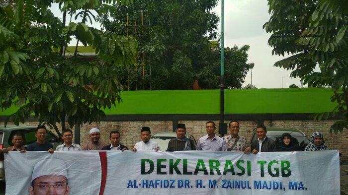 Relawan Akan Perluas Dukungan TGB Jadi Capres Hingga ke Pelosok Desa
