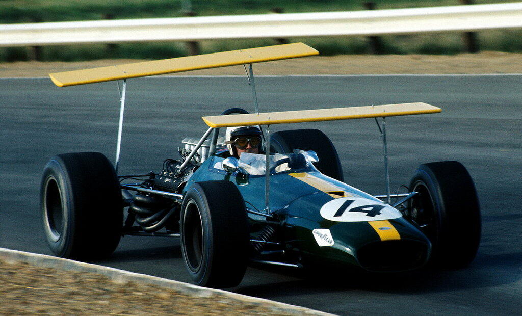 Tak Disangka Gan, Ternyata 7 Mobil F1 Ini Tampilannya Bisa Aneh Banget!