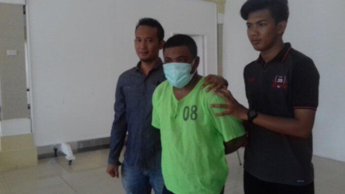Siswi SMA Dirayu Dibelikan Motor Jika Kirim Foto 'Polos'