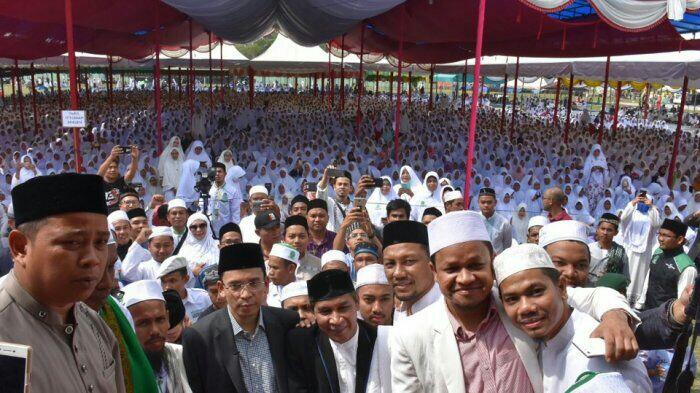 Jamaah Sirul Mubtadin Putihkan Lapangan Blang Asan, TGB Akhiri Safari Dakwah di Aceh