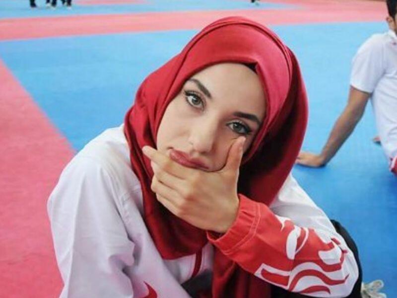 Yuk Intip Pesona Kubra Dagli, Hijaber Cantik Juara Dunia Taekwondo