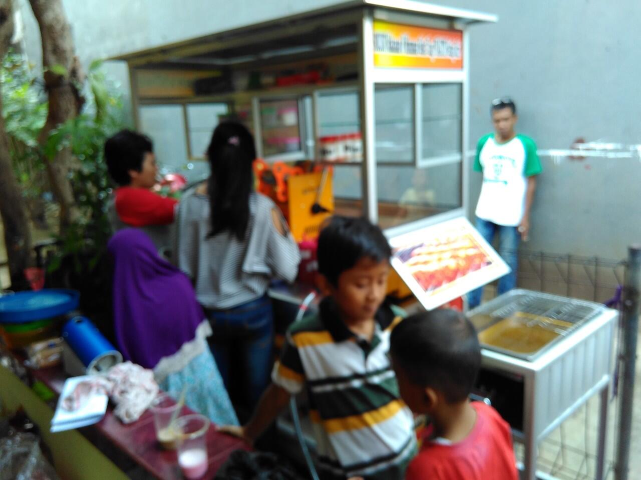 WARALABA USAHA KOMBINASI MAKANAN & MINUMAN 5IN1