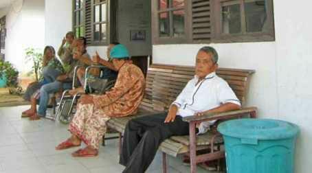 Deretan Potret Kehidupan Saat Menjelang Usia Senja