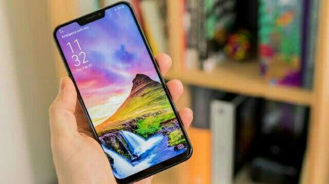 Jiplak iPhone X, Zenfone 5 Malah Jadi Smartphone Paling Dicari di Indonesia