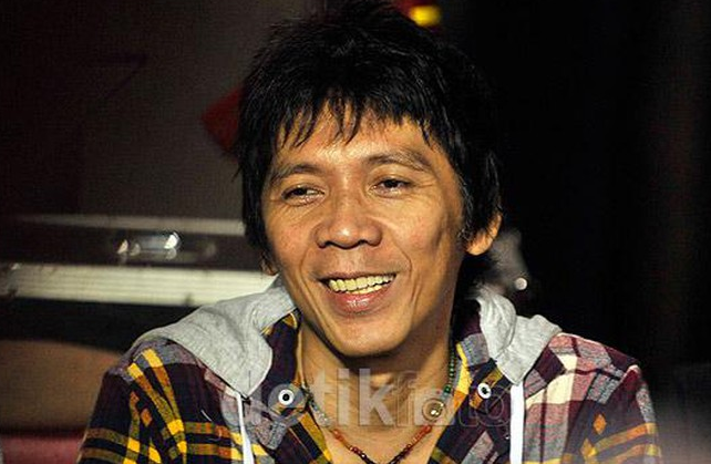 Bimbim: Artis Kena Narkoba Dihukum Bersihin WC Monas 3 Bulan