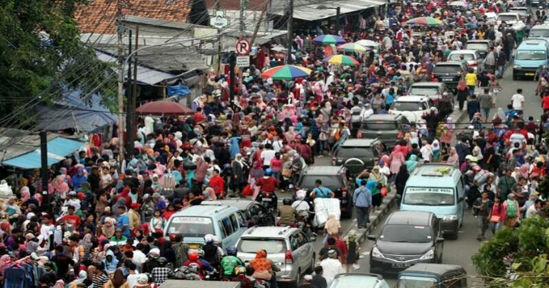 Soal Penataan Tanah Abang, Sandi Salahkan Media dan Warganet?