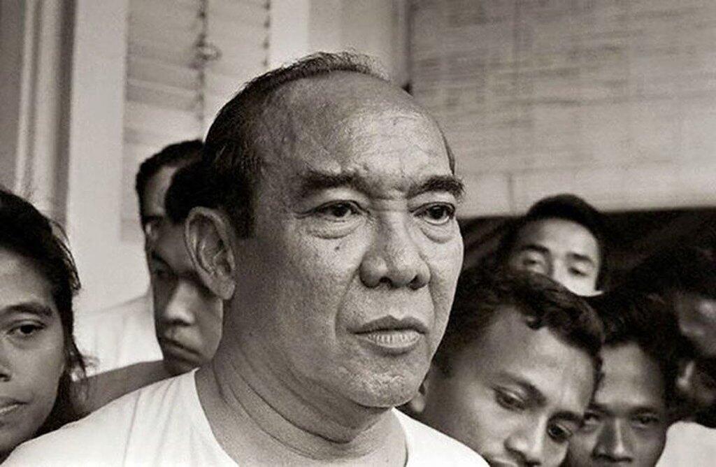 Orde Baru Membunuh Sukarno Pelan-Pelan