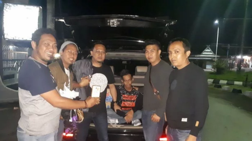 Polisi Bekuk Maling Toko Martabak Anak Jokowi di Makassar