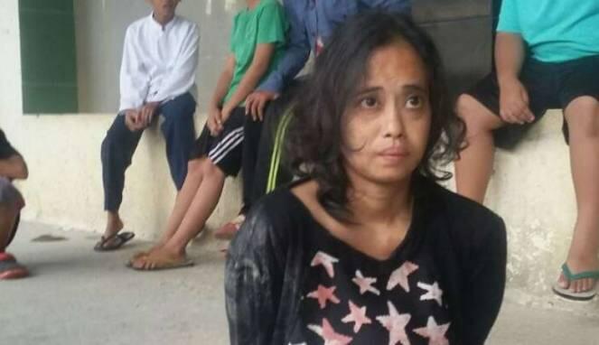 Ustad Saat Salat Subuh di Masjid Ditusuk Wanita Diduga Gila