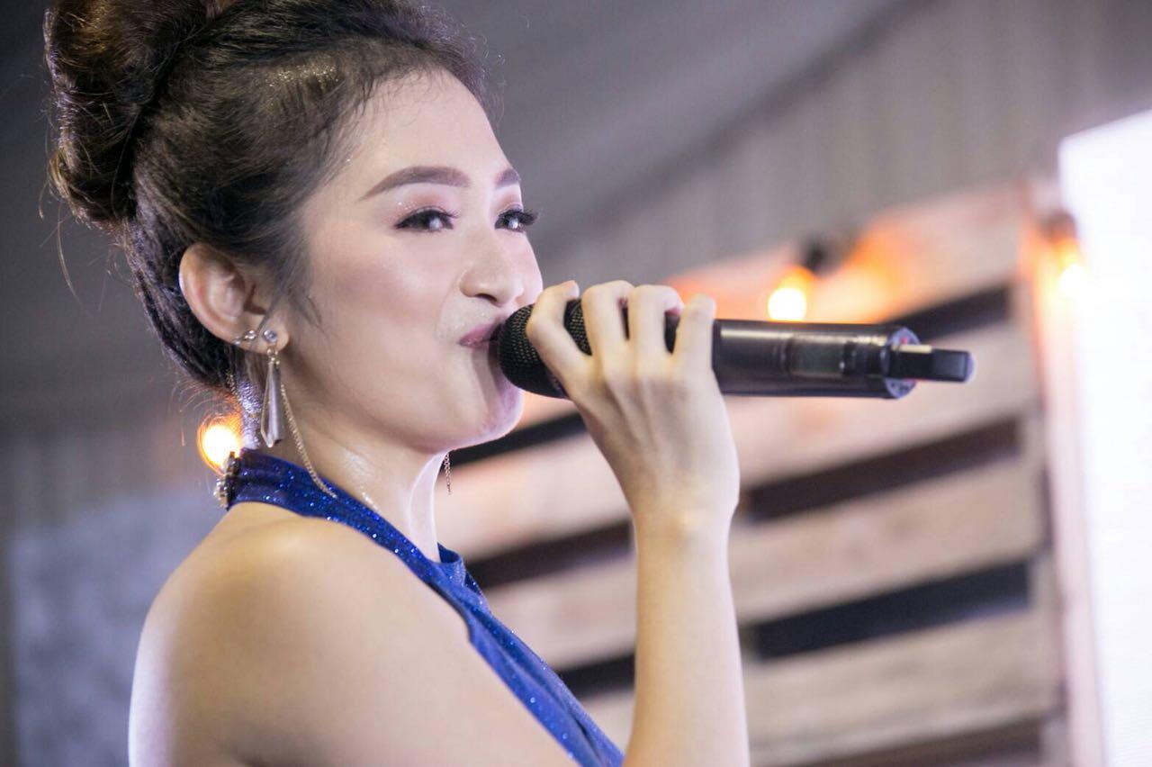 Bahas DANGDUT !! Sendy Ariani dari jkt48 beralih ke dangdut !! masuk gan :D